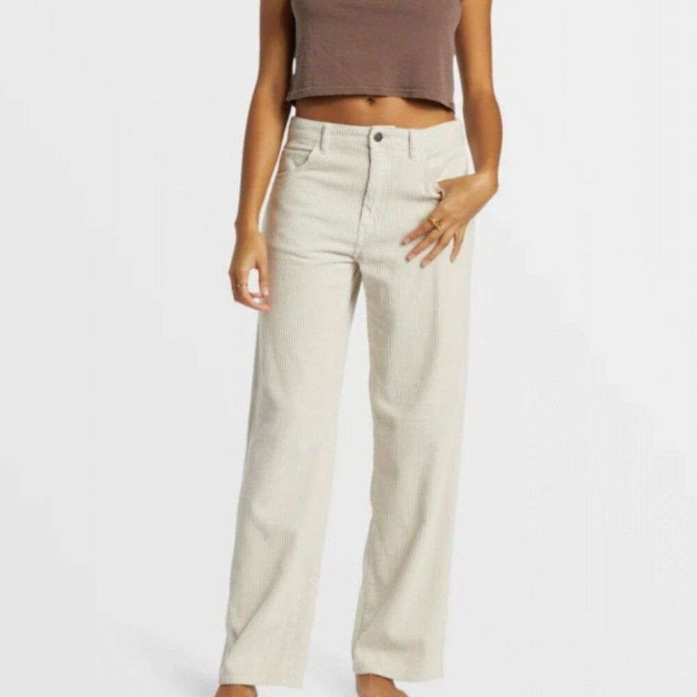NWT Billabong Midtown Straight Leg Corduroy Pants Moonlight Cream Size 24